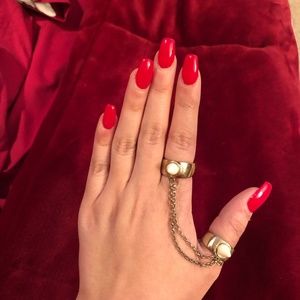 Connecting Spiked Rings